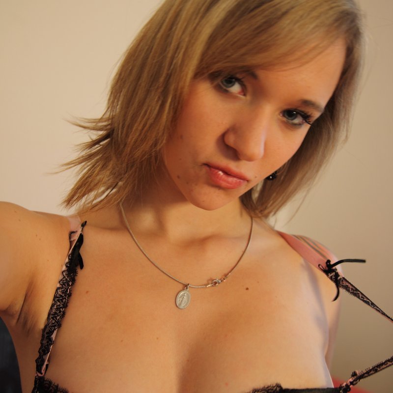 Christiane 27 Escort Miribel