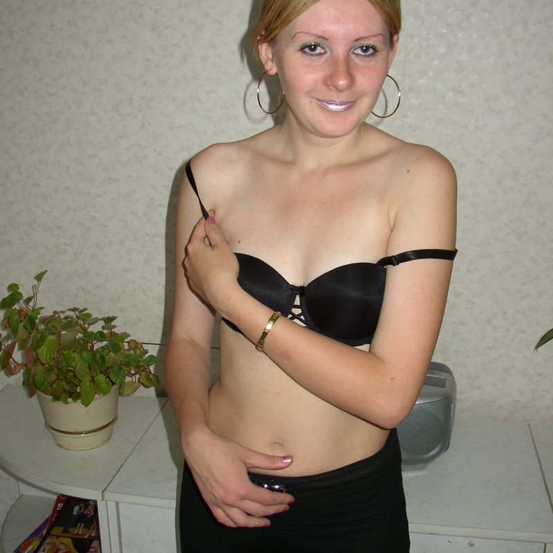 Colombe 28 Rencontre escort Pennenes